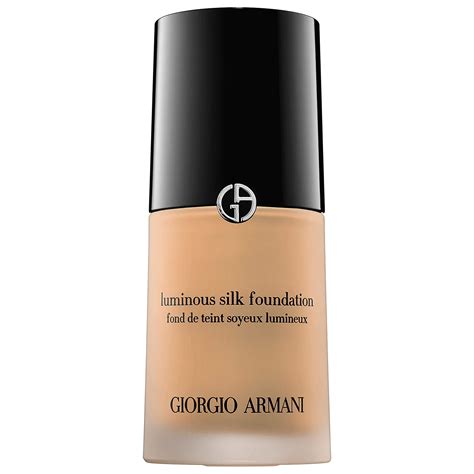 is armani foundation water based.